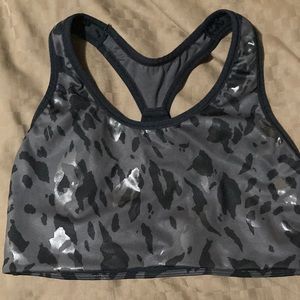Sports bra